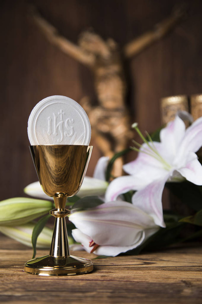 Sacrement de communion, symbole eucharistique
   - Photo, image