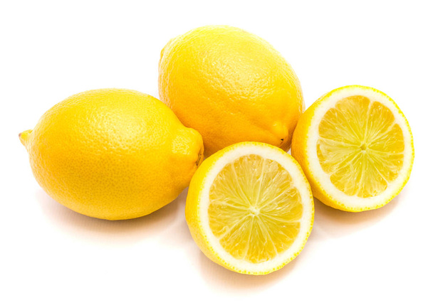 Lemon isolated on white - Foto, immagini