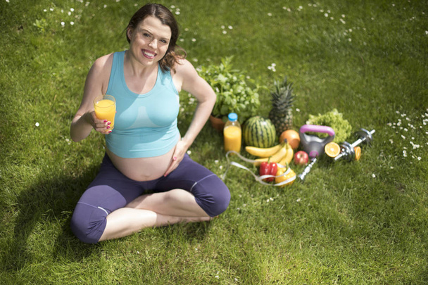 Mulher grávida bonita  - Foto, Imagem