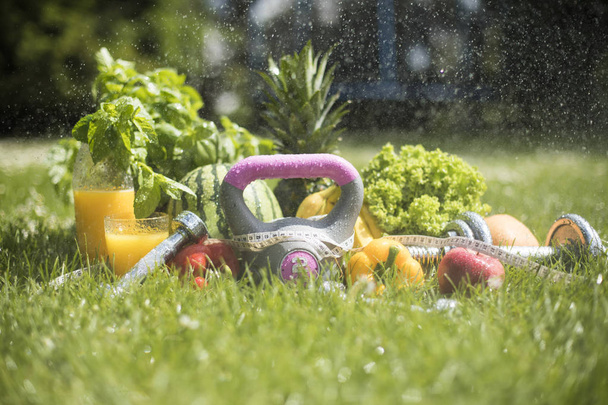 Sport-Ernährung, Fitness, Outdoor-Hintergrund  - Foto, Bild