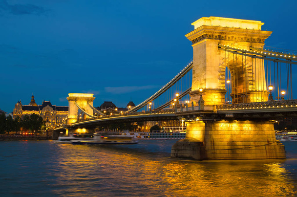 a budapesti híd - Fotó, kép