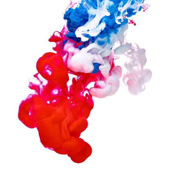 краска в жидкости цвета воды
 - Фото, изображение