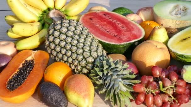 Variedad de frutas tropicales
  - Metraje, vídeo