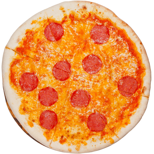 Vista dall'alto della pizza italiana con salame piccante
 - Foto, immagini