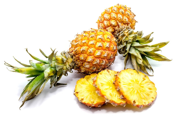 Ананас (ananas), ізольовані
 - Фото, зображення