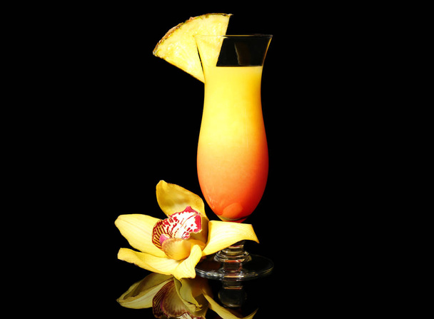 Glass with tasty exotic cocktail - Фото, зображення
