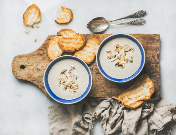 Creamy mushroom soup - Fotoğraf, Görsel