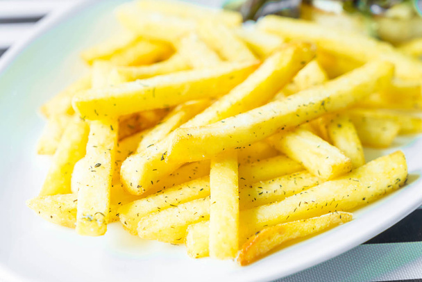 french fries on plate - Fotoğraf, Görsel