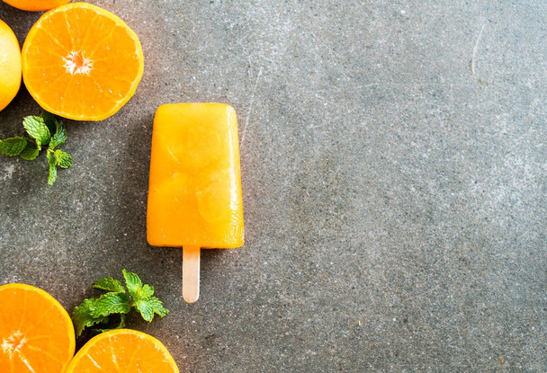 Homemade orange ice cream - Фото, зображення