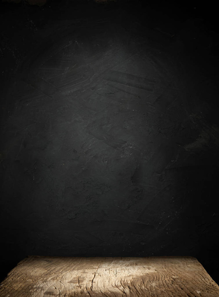 Old wood table top with smoke in the dark background. - Фото, зображення