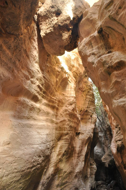 Gorge Avakas Chipre. Pedras e paredes altas
. - Foto, Imagem