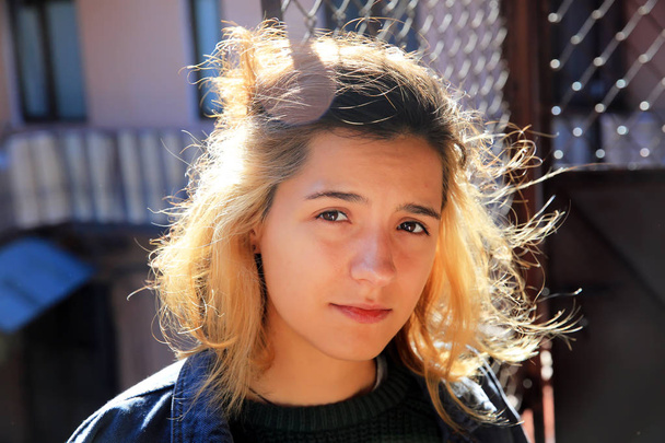 portret piękne nastoletnie dziewczyny - Zdjęcie, obraz