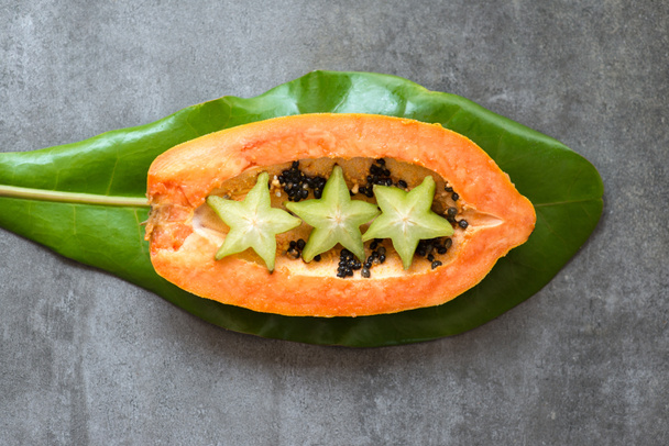 carambole and papaya fruits composition - Photo, Image