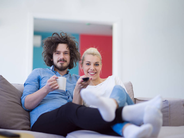 Young couple on watching television - Foto, Bild