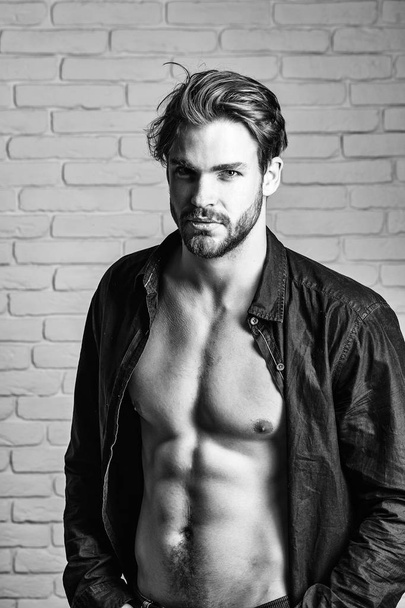 sexy handsome muscular man - Fotoğraf, Görsel