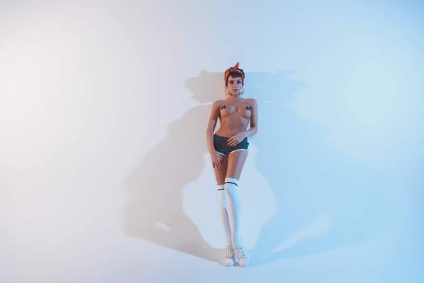 sexy topless girl in shorts - Valokuva, kuva