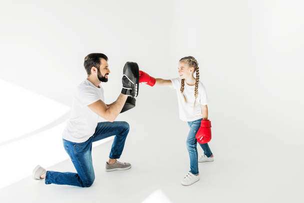 father and daughter boxing together - Foto, Imagen