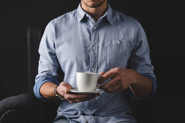 man drinking coffee - Фото, изображение