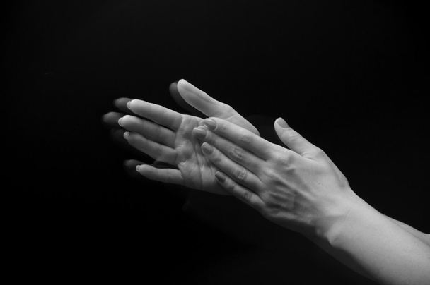 Female hands clapping - 写真・画像