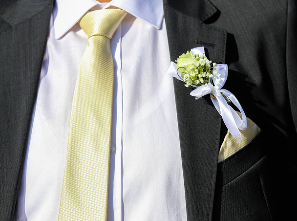 Wedding day, wedding decoration, flower decoration for the groom - Photo, Image