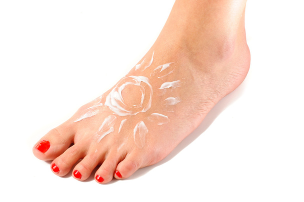 Foot with cream - Foto, afbeelding