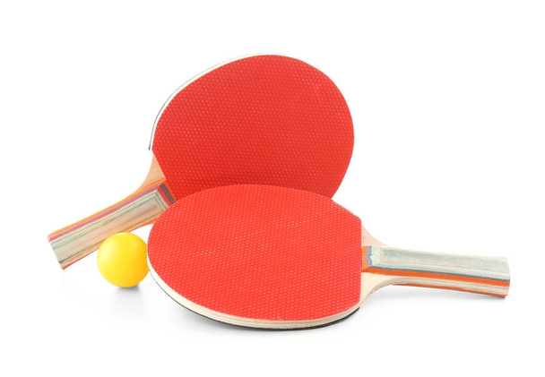 Ping pong rackets and ball, isolated on white - Zdjęcie, obraz