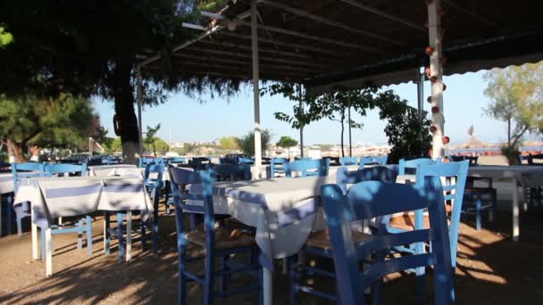 Kora reggeli hagyományos színes Csárda étterem a strandon - Felvétel, videó