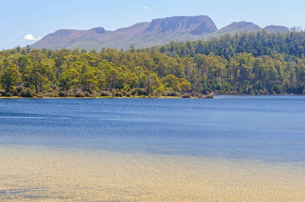 Lago St Clair - Tasmânia
 - Foto, Imagem