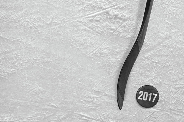 Hockey stick and puck, season 2017 - Zdjęcie, obraz