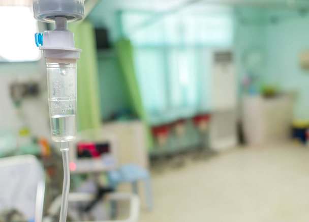 Zblízka Iv kapání solný roztok pro pacienty nemocnice - Fotografie, Obrázek