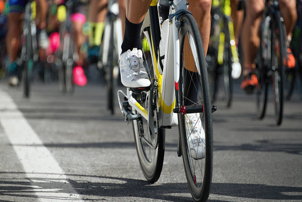 Kolarski, kolarz sportowców jazda wyścigu - Zdjęcie, obraz