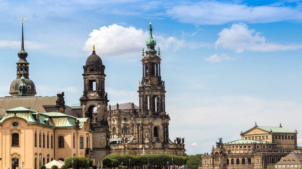 Dresden in a beautiful summer day - Photo, image