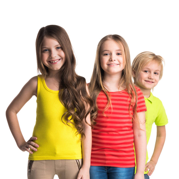 Три щасливих дітей
 - Фото, зображення