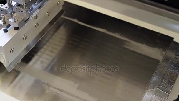 CNC stroj používán při hromadné výrobě - Záběry, video