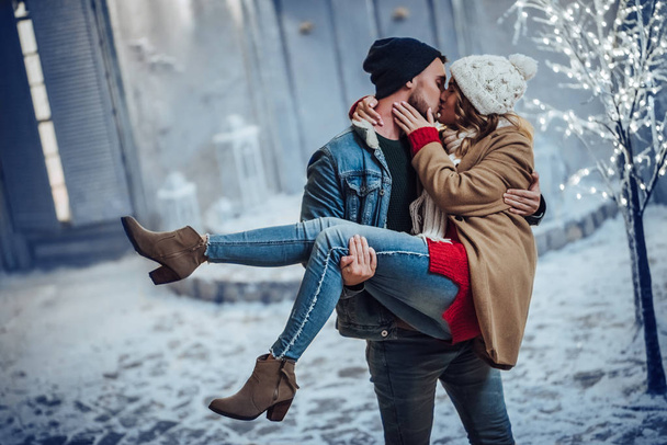 Couple outdoor in winter - Fotoğraf, Görsel