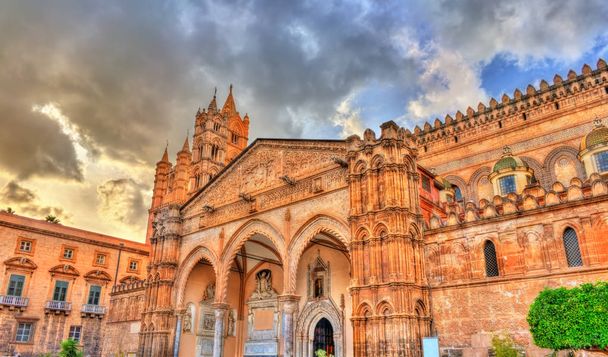 Palermo katedrális, UNESCO világörökségi helyszín Szicíliában, Olaszországban - Fotó, kép