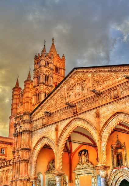 Cathédrale de Palerme, patrimoine mondial de l'UNESCO en Sicile, Italie
 - Photo, image