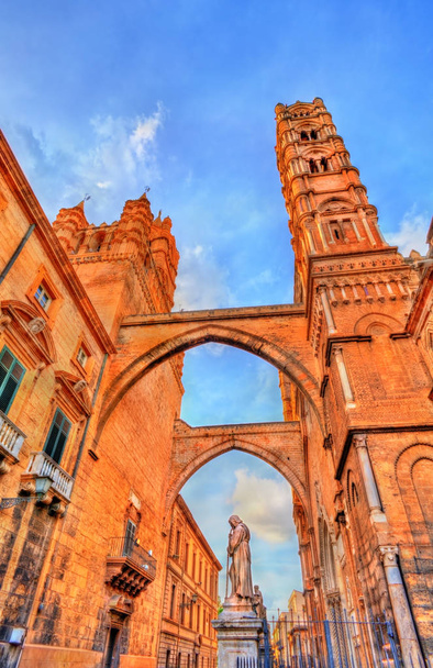 Cathédrale de Palerme, patrimoine mondial de l'UNESCO en Sicile, Italie
 - Photo, image