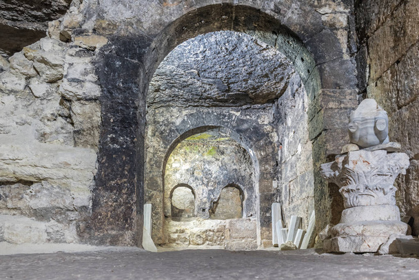 彩 Tekla 地下洞窟教会として知られている聖綾 Thecla Silifke、メルシン、トルコ. - 写真・画像