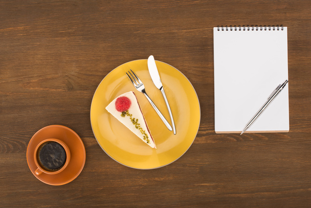 notebook, cake and cup of coffee - Foto, Imagem