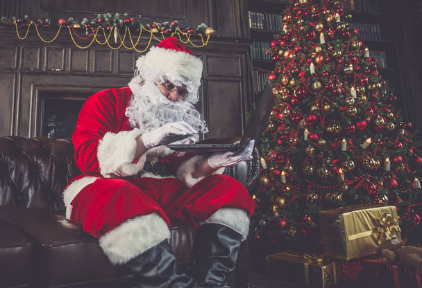 Santa claus portraits and lifestyle - Foto, Imagem