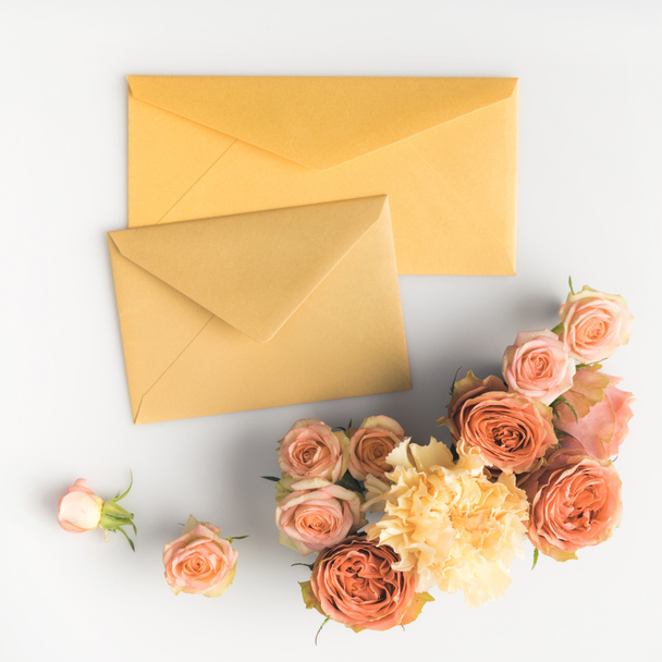 pink roses and envelopes - Photo, Image