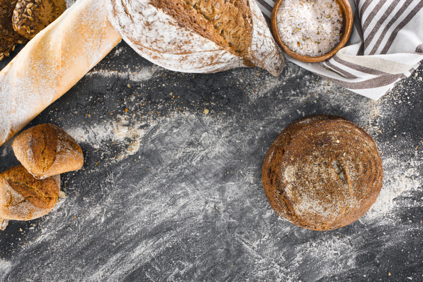 Asortyment domowy chleb - Zdjęcie, obraz