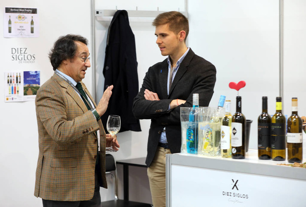  International Wine Trade Fair ENOEXPO in Cracow. Producers of wine from all around the world meet the importers distributors and representatives. Cracow. Poland - Foto, imagen