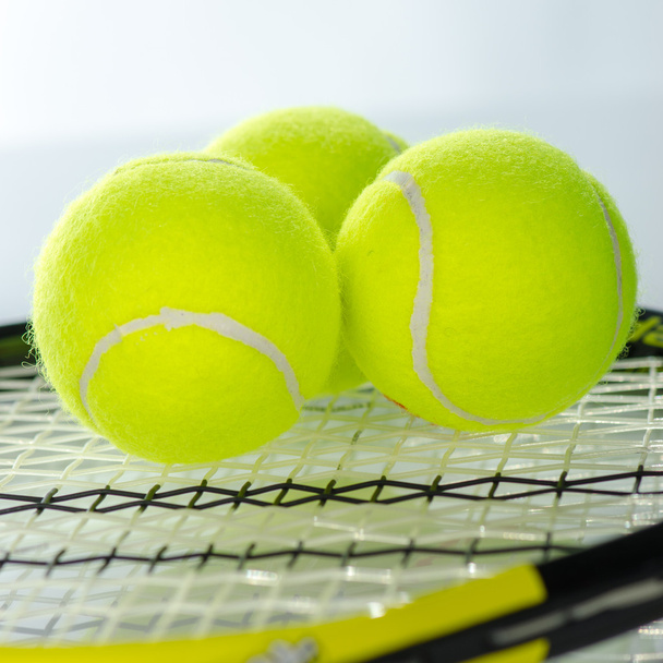 Tennis ball and racket - Fotoğraf, Görsel
