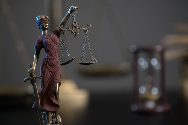 Lady Justice, Themis, símbolo da lei
 - Foto, Imagem