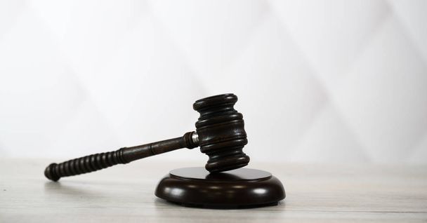 Образ концепции закона и справедливости, тема судебного заседания
 - Фото, изображение