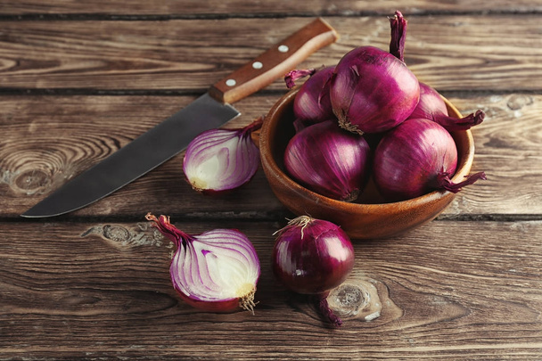 Bowl with red onion   - Fotoğraf, Görsel