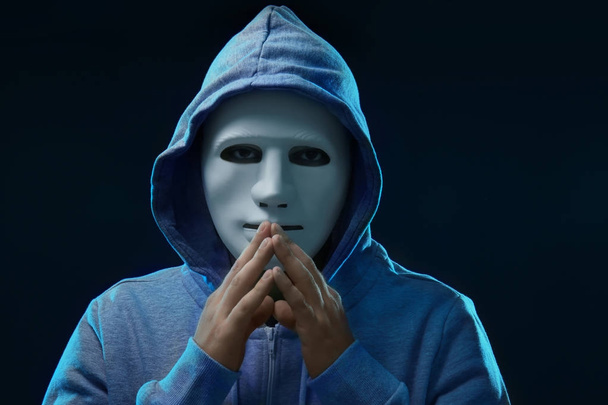 male hacker in mask  - Foto, Bild