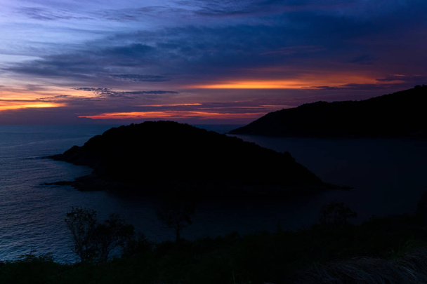 Sonnenuntergang auf der Insel ko man in phuket - Foto, Bild